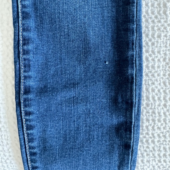 Madewell Roadtripper Skinny Jeans - Picture 11 of 13